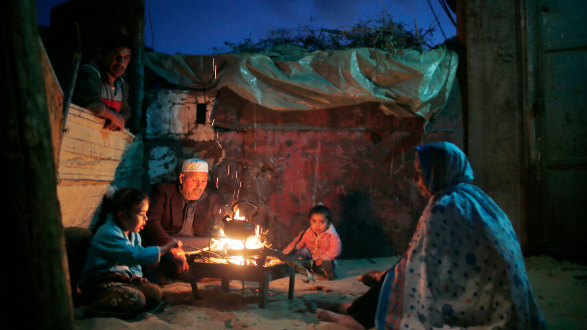 Cortes de luz y escasez extrema de energía en Gaza