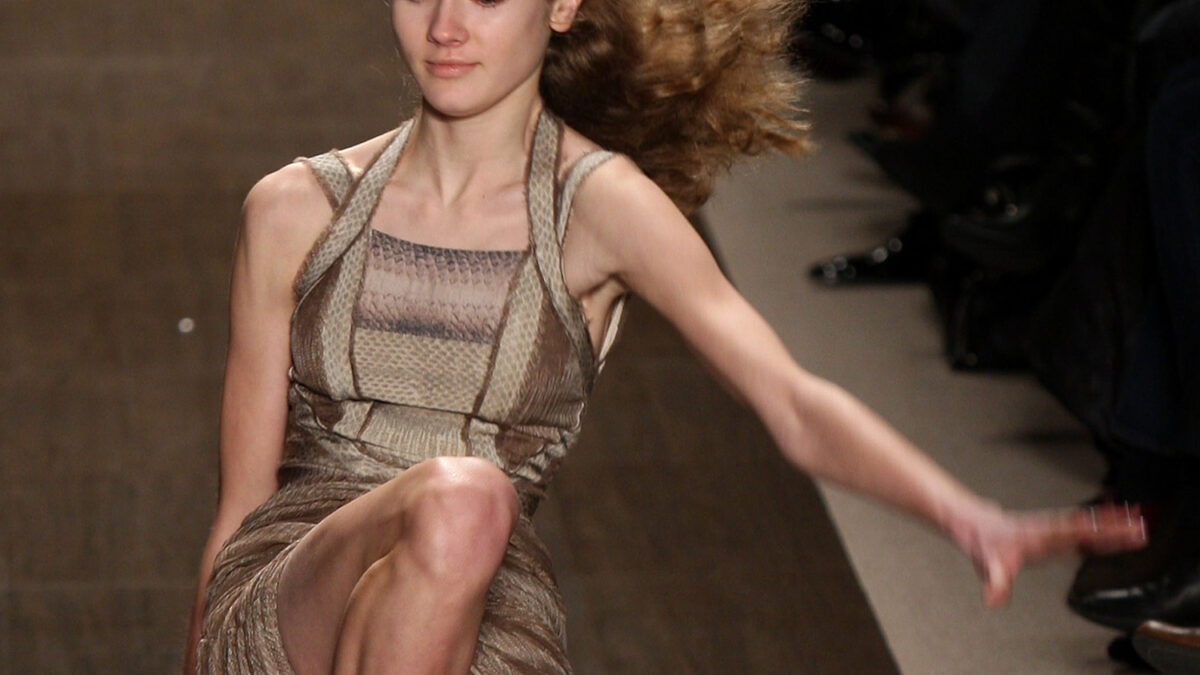 Lo importante en la pasarela es no soltar el bolso