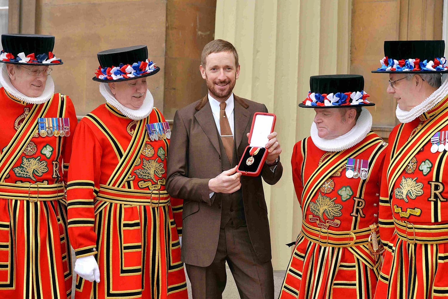 Bradley Wigging ha sido condecorado Caballero del Imperio Británico
