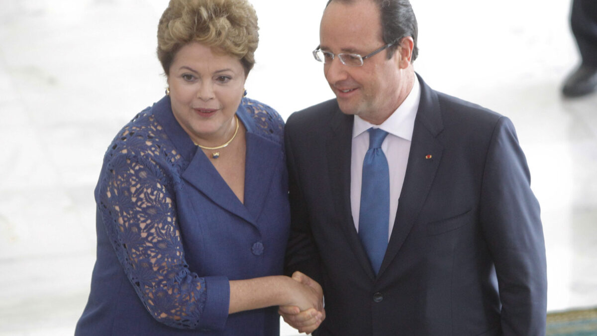 François Hollande y Dilma Rouseff trabajan en «una colaboración en materia de defensa cibernética»