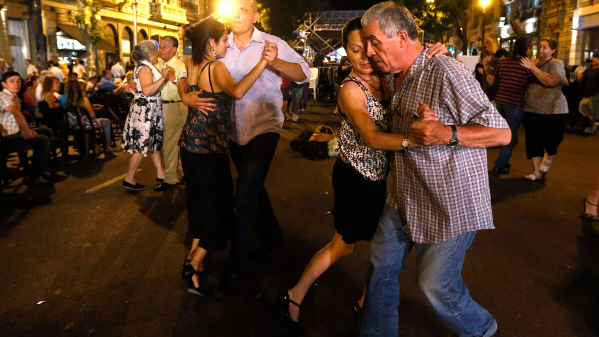 Buenos Aires inunda las calles de tango para celebrar «La Gran Milonga Nacional»