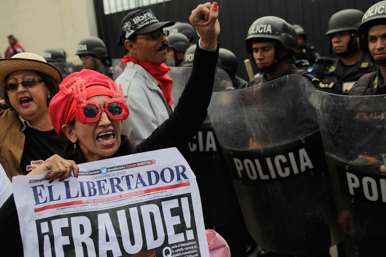 Honduras revisará las actas de las elecciones tras la petición del partido Libertad y Refundación.