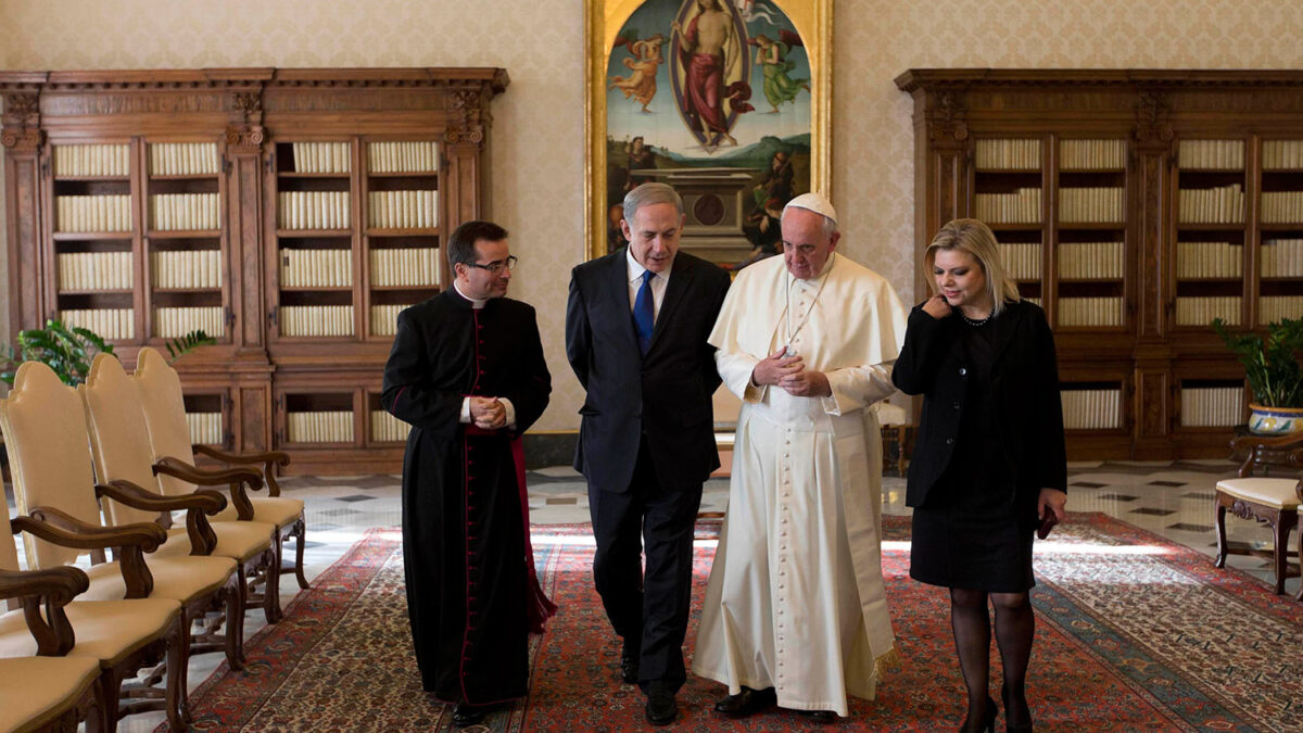 Primer cara a cara entre el Papa Francisco y Benjamin Netanyahu.