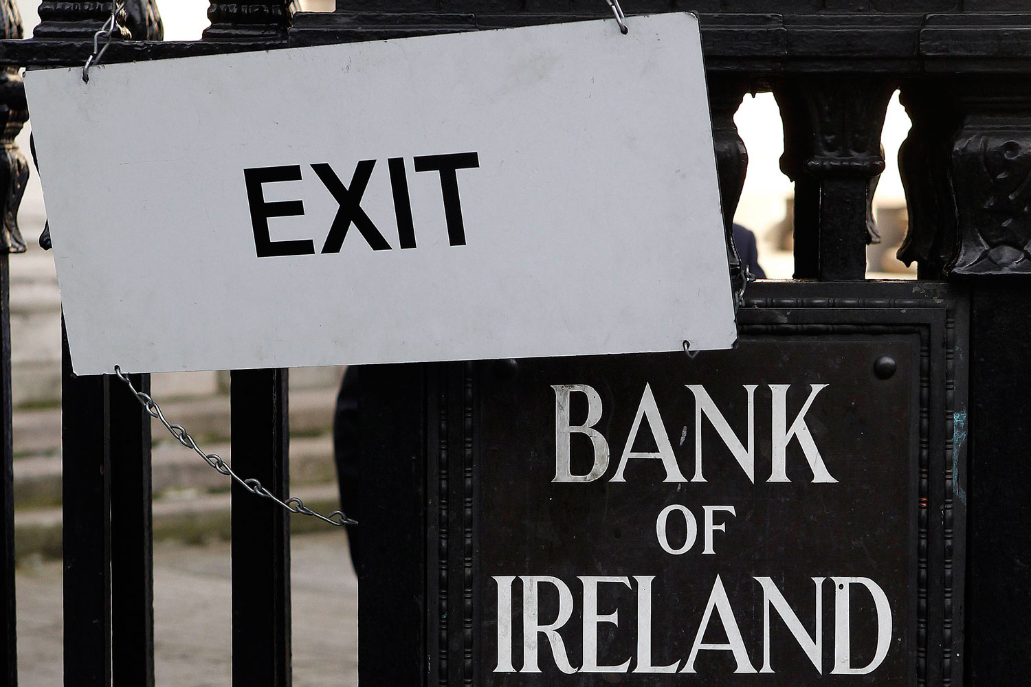 Irlanda abandona el plan de rescate impuesto por la Troika