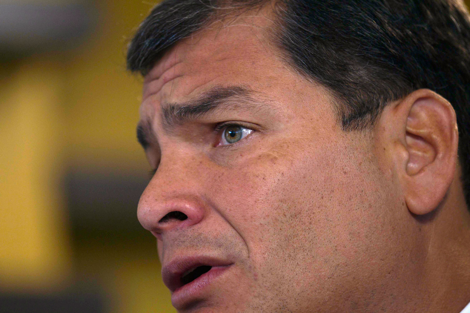 Correa ordena investigar a la Embajada de EEUU