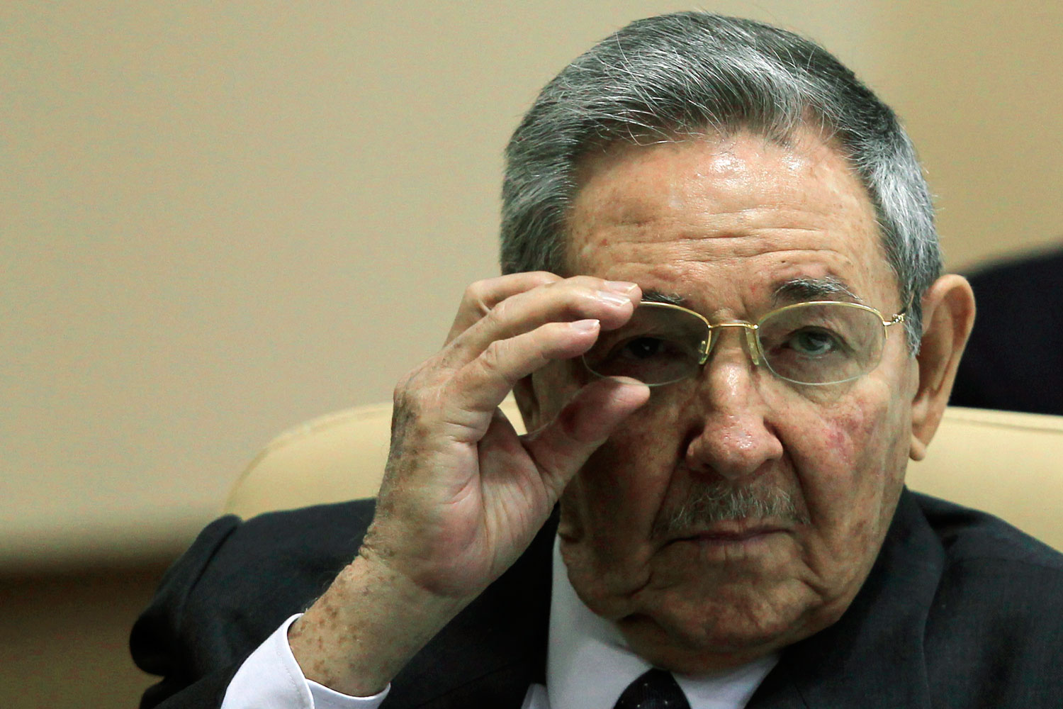 Raúl Castro aboga por cambiar el modelo económico de Cuba pero sin fijarse en el modelo Europeo
