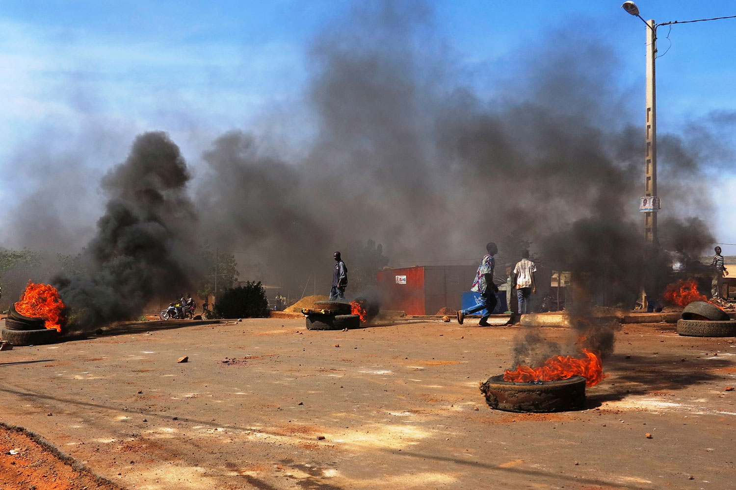 La detención del ex jefe de la Junta Militar de Mali provoca oleadas de protestas en el país.