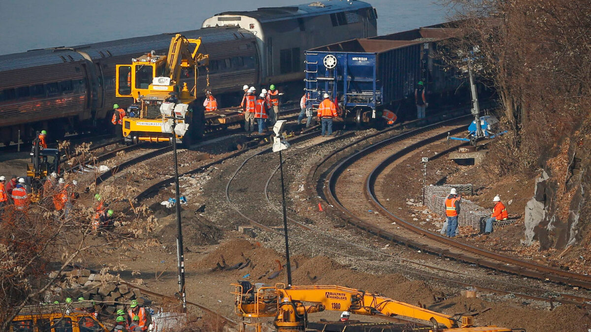 El conductor del tren descarrilado en el barrio del Bronx se habría quedado dormido.