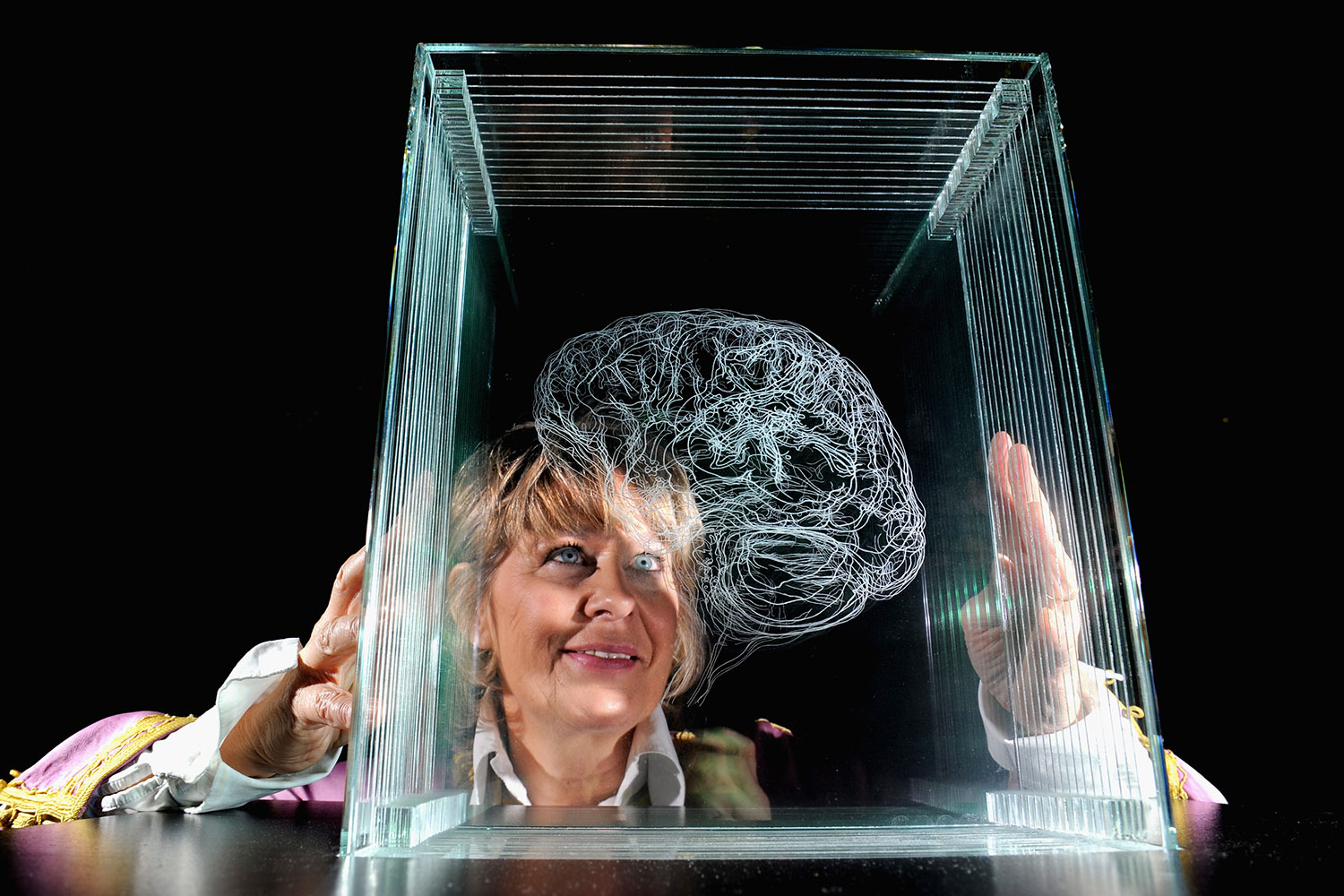 Angela Palmer inaugura "El Cerebro del Artista" en la Galería Nacional del Retrato en Escocia