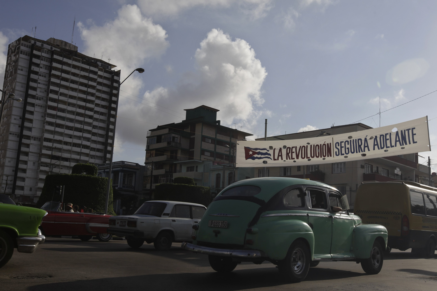 Raúl Castro festeja el 55 aniversario de la Revolución