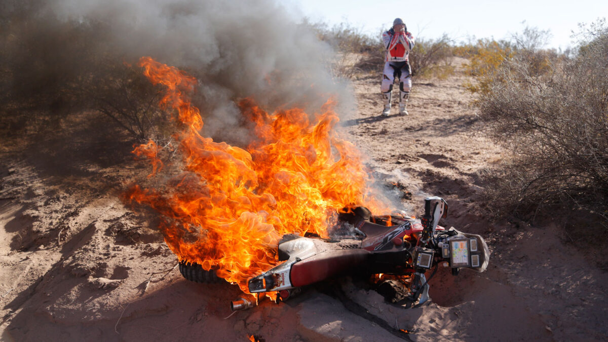 Marc Coma y Nani Roma, nuevos líderes del Dakar