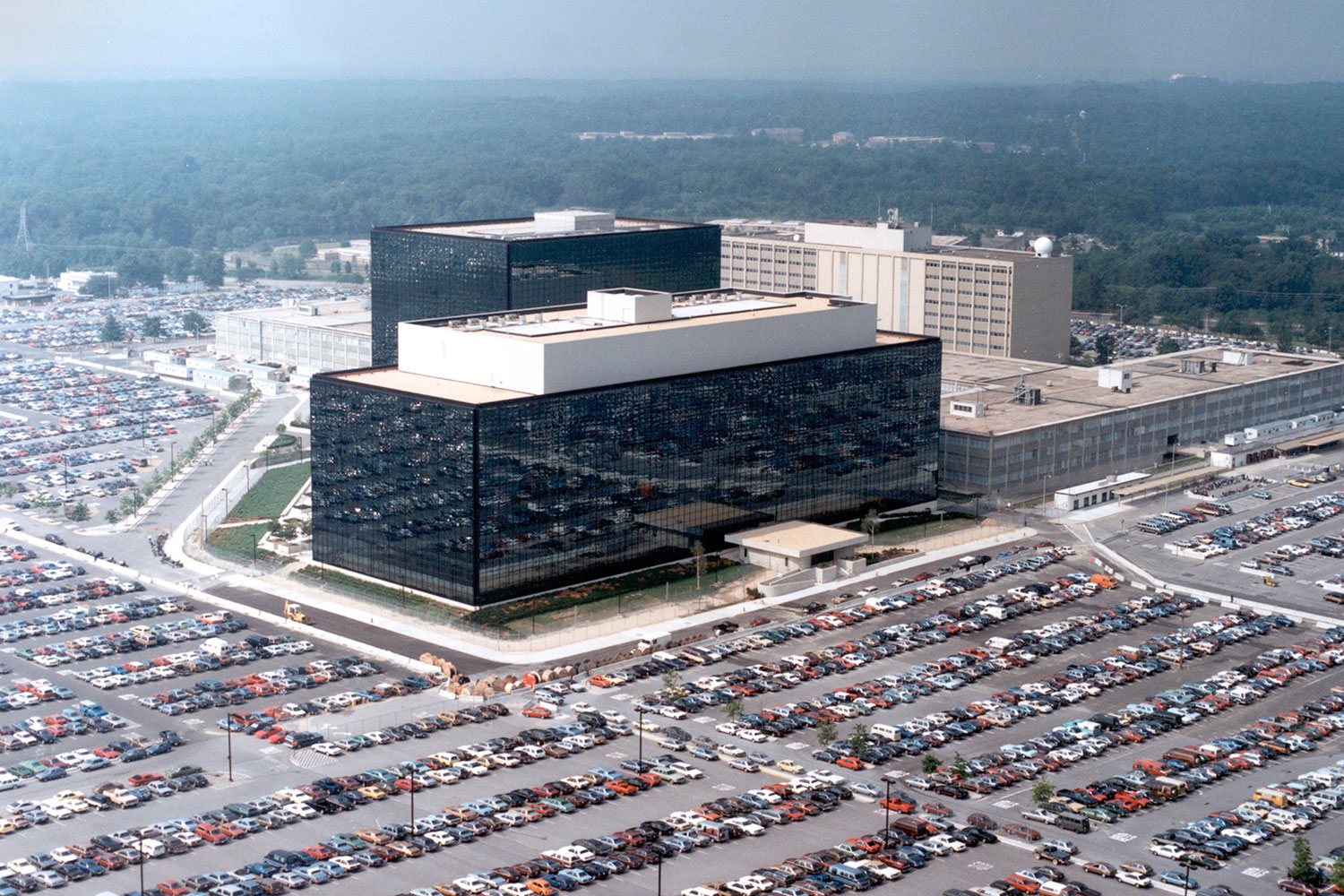 La NSA implantó programas de vigilancia en 100.000 ordenadores