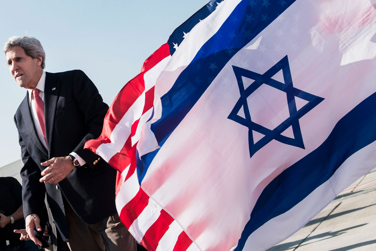 El ministro de Defensa israelí arremete contra John Kerry y sus intentos de paz con Palestina