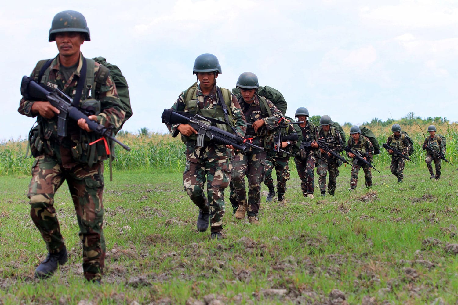 Ascienden a 38 los muertos en los enfrentamientos entre el Ejército y los rebeldes en Maguindanao