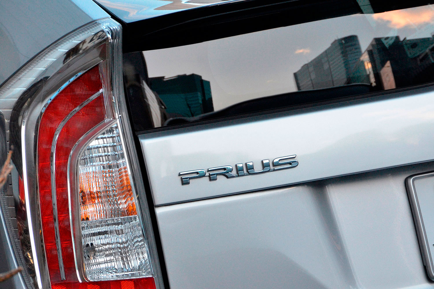 Toyota explica el fallo en los vehículos Prius