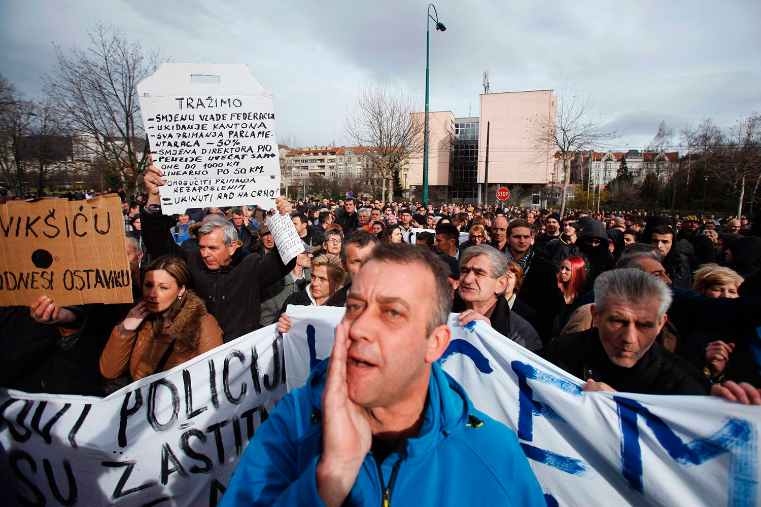 Los manifestantes en Sarajevo piden la dimisión del gobierno