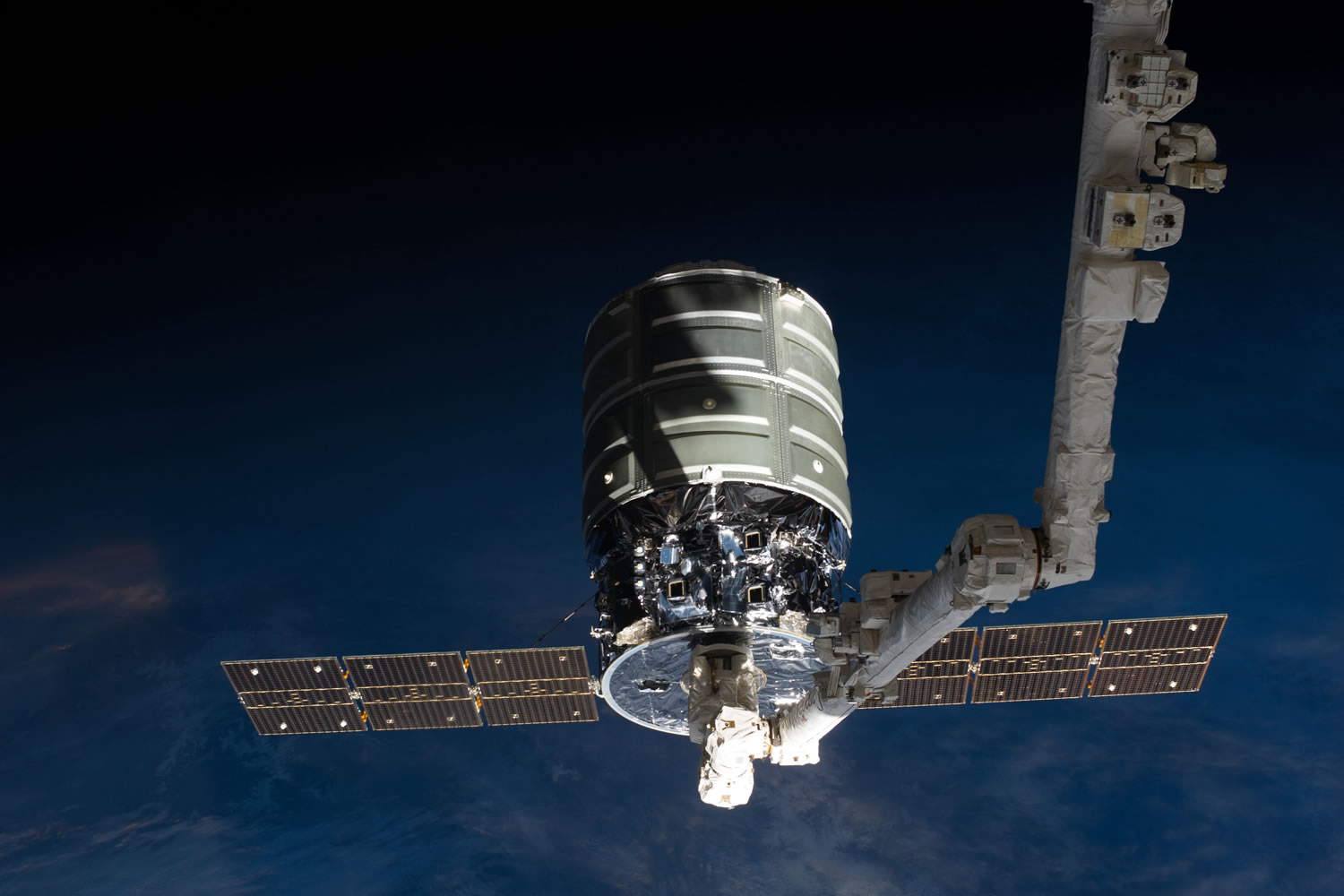 La cápsula Cygnus se autodestruirá en la atmósfera tras abastecer a los astronautas de la EEI