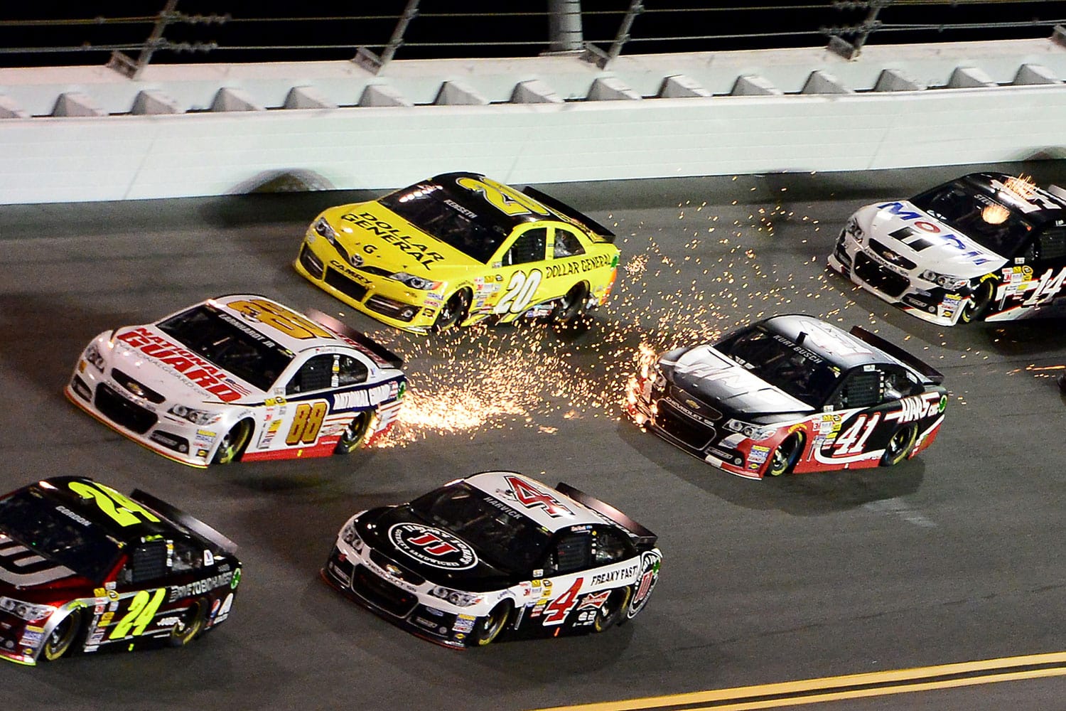 Dale Earnhardt gana por segunda vez la carrera Daytona 500