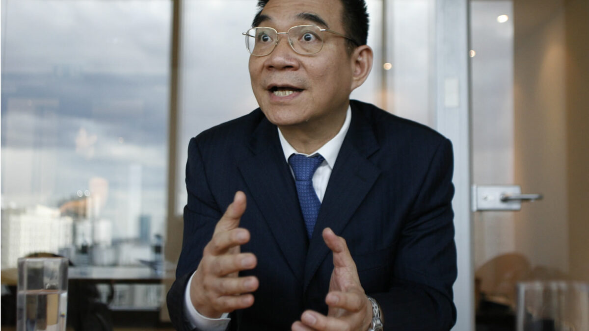 Ex vicepresidente del Banco Mundial Justin Yifu Lin pide una misma moneda para todo el mundo