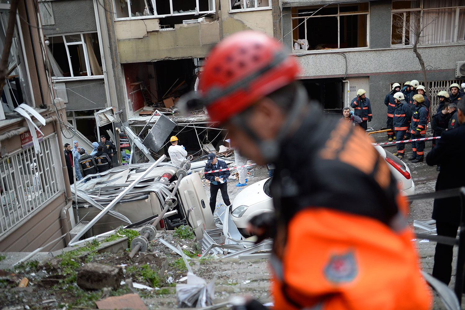Una explosión de gas en una céntrica calle de Estambul causa, al menos, cuatro heridos
