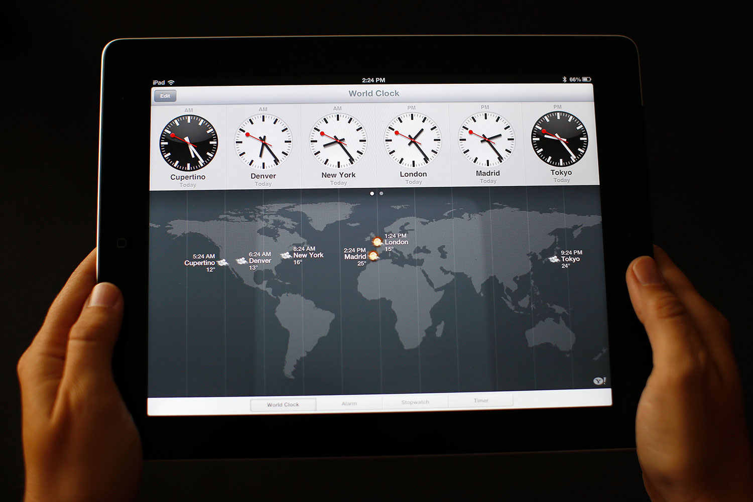 Los pilotos de Iberia integran tablets de Apple con aplicaciones para los vuelos en las cabinas
