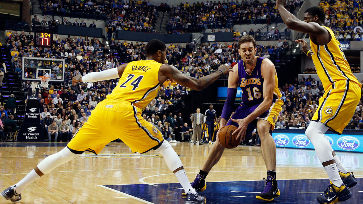 Los Ángeles Lakers pierden de nuevo y se asientan en el último puesto de la Conferencia Oeste