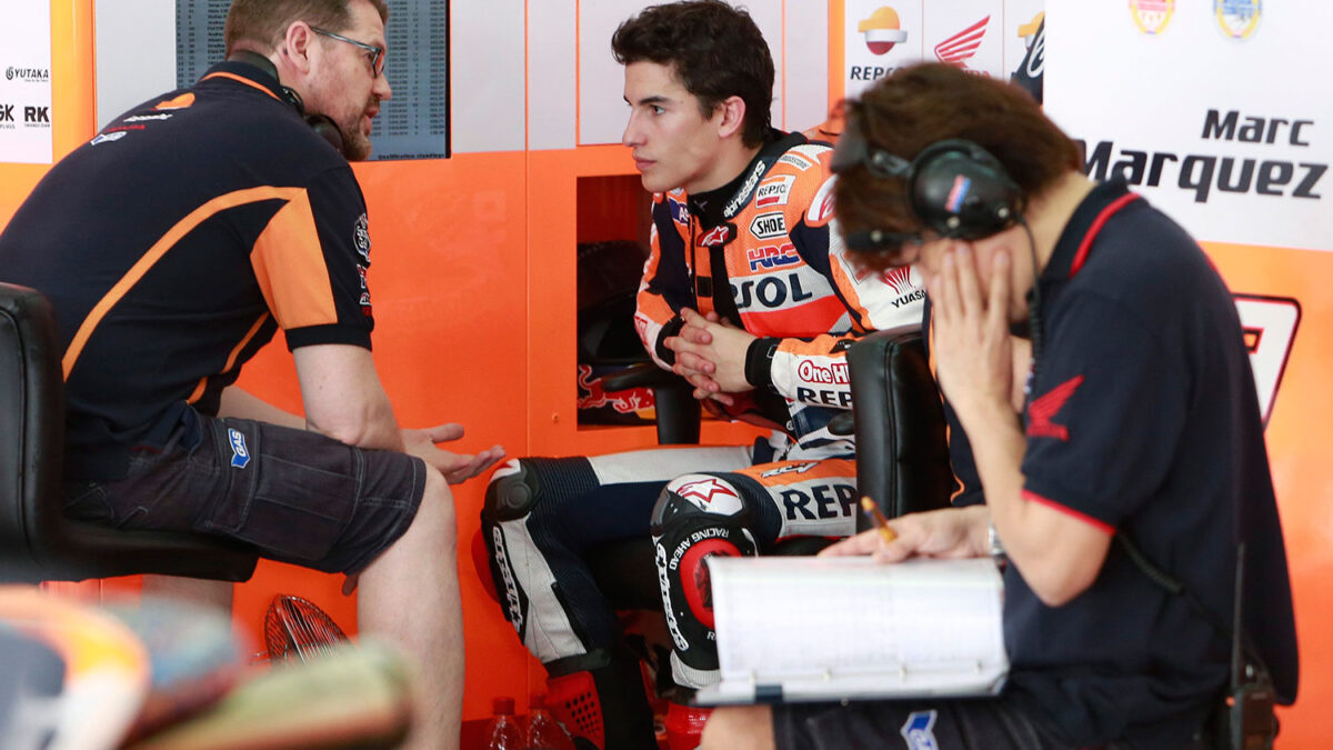 Marc Márquez se rompe el peroné y estará de baja 3 o 4 semanas