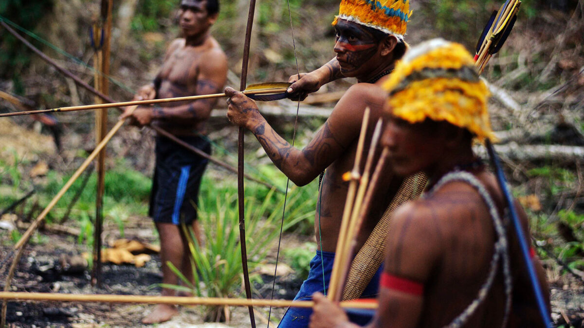 La tribu Munduruku expulsa a los mineros brasileños que explotan el oro de su territorio