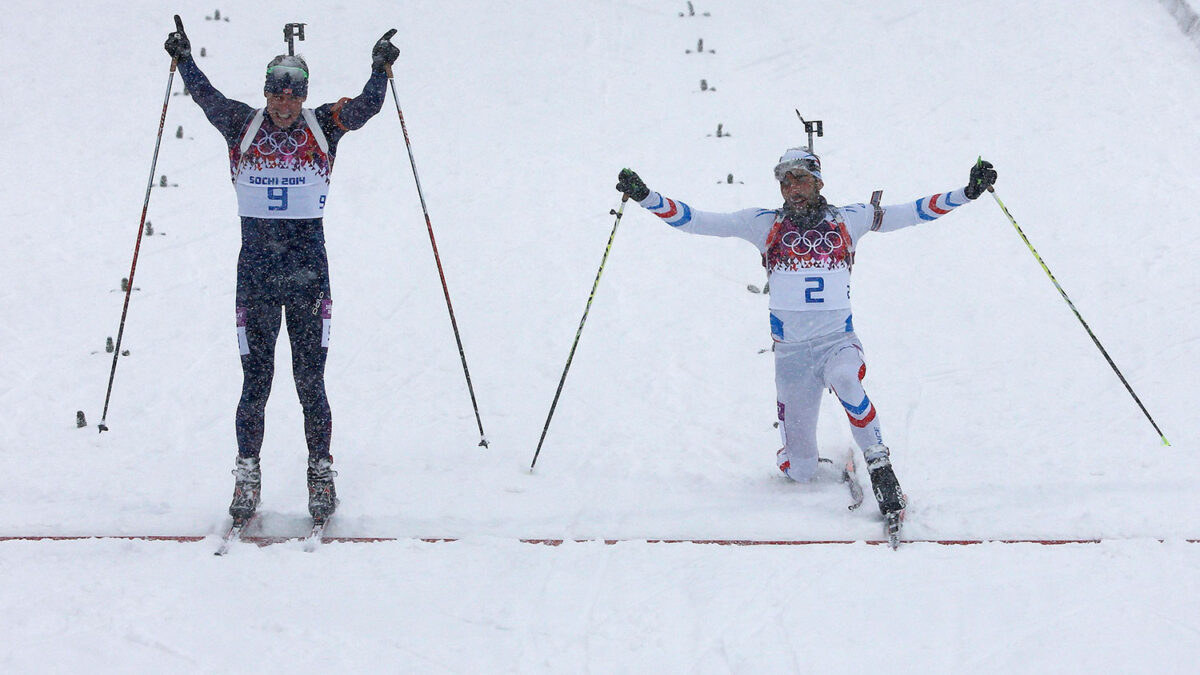 Svendsen consigue el oro en los 15 kilómetros de biatlón