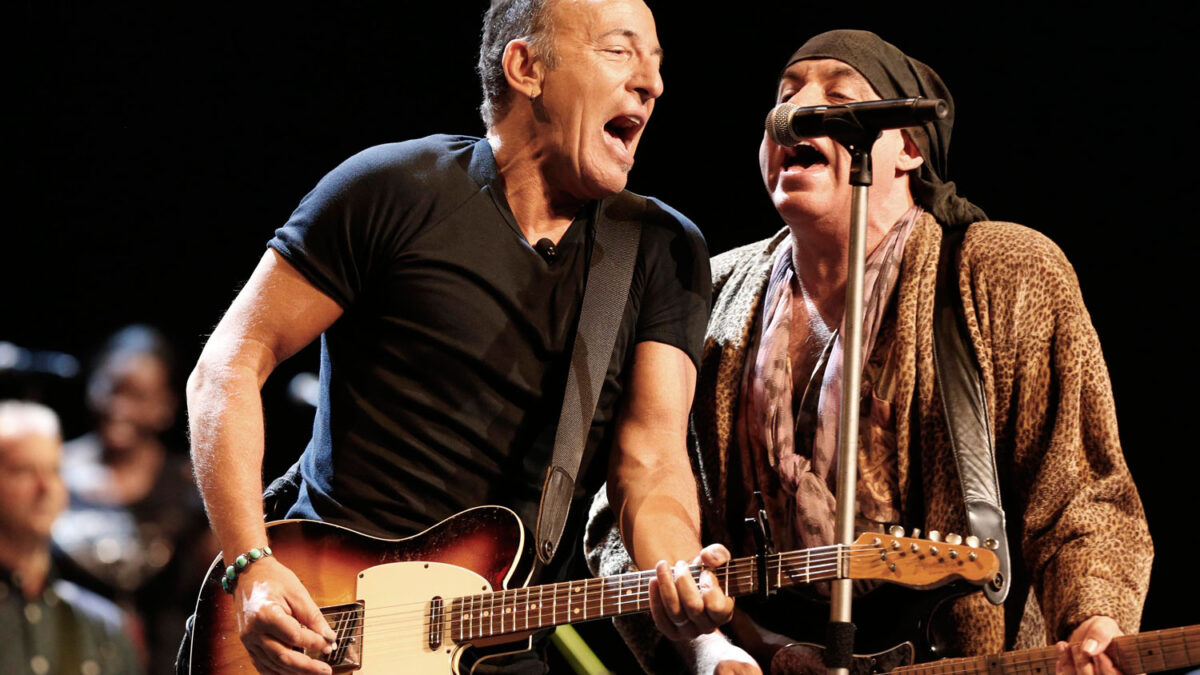 Al menos 8 muertos y más de 20 heridos en un ataque suicida en Pakistán