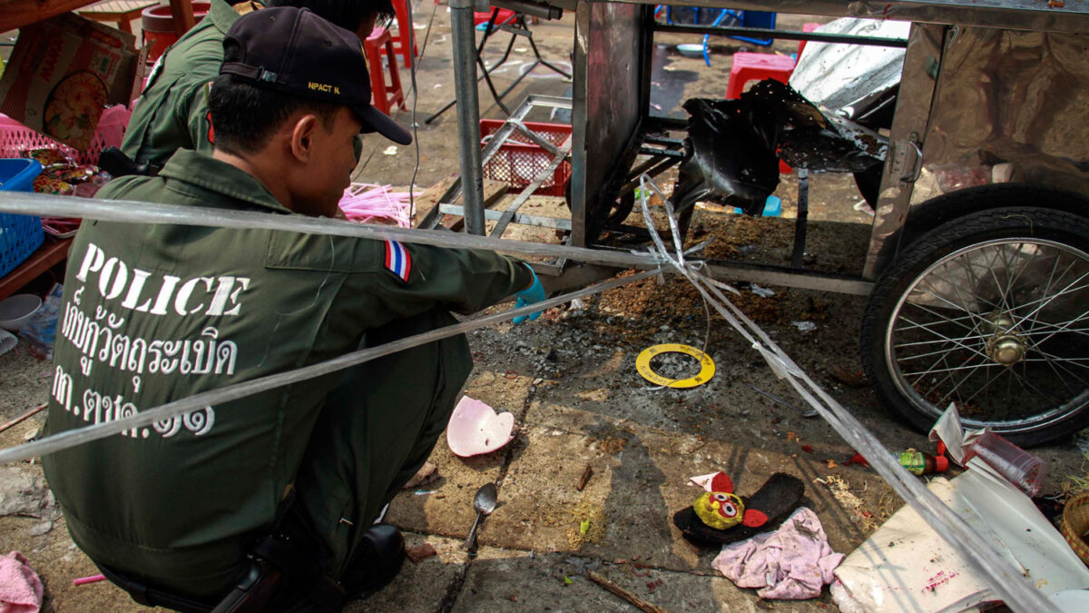 2 muertos y 22 heridos tras la explosión de una bomba en Bangkok