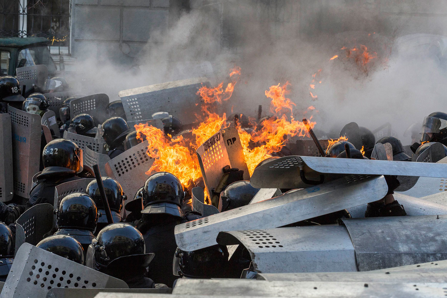 Las protestas en Kiev dejan, al menos, nueve muertos