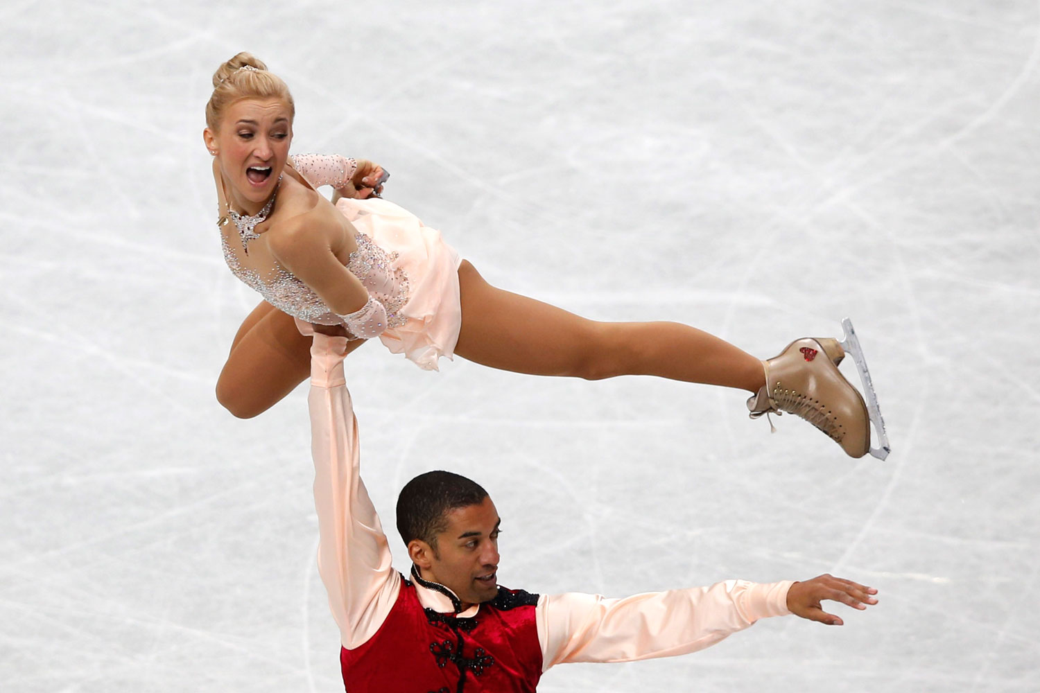 Aliona Savchenko y Robin Szolkowy se retiran tras lograr su quinto título mundial de patinaje