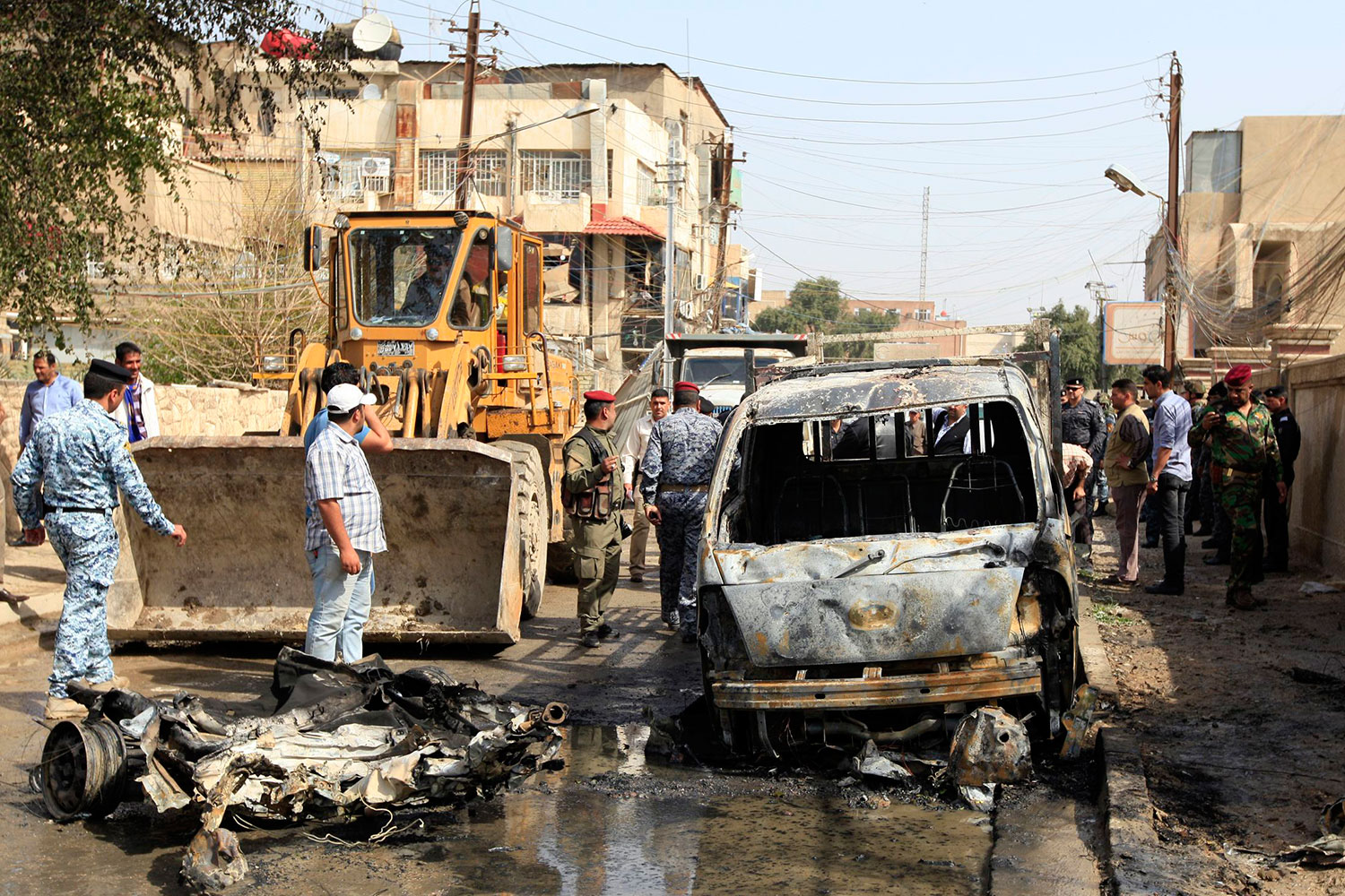 Al menos siete muertos en ocho explosiones en Bagdad