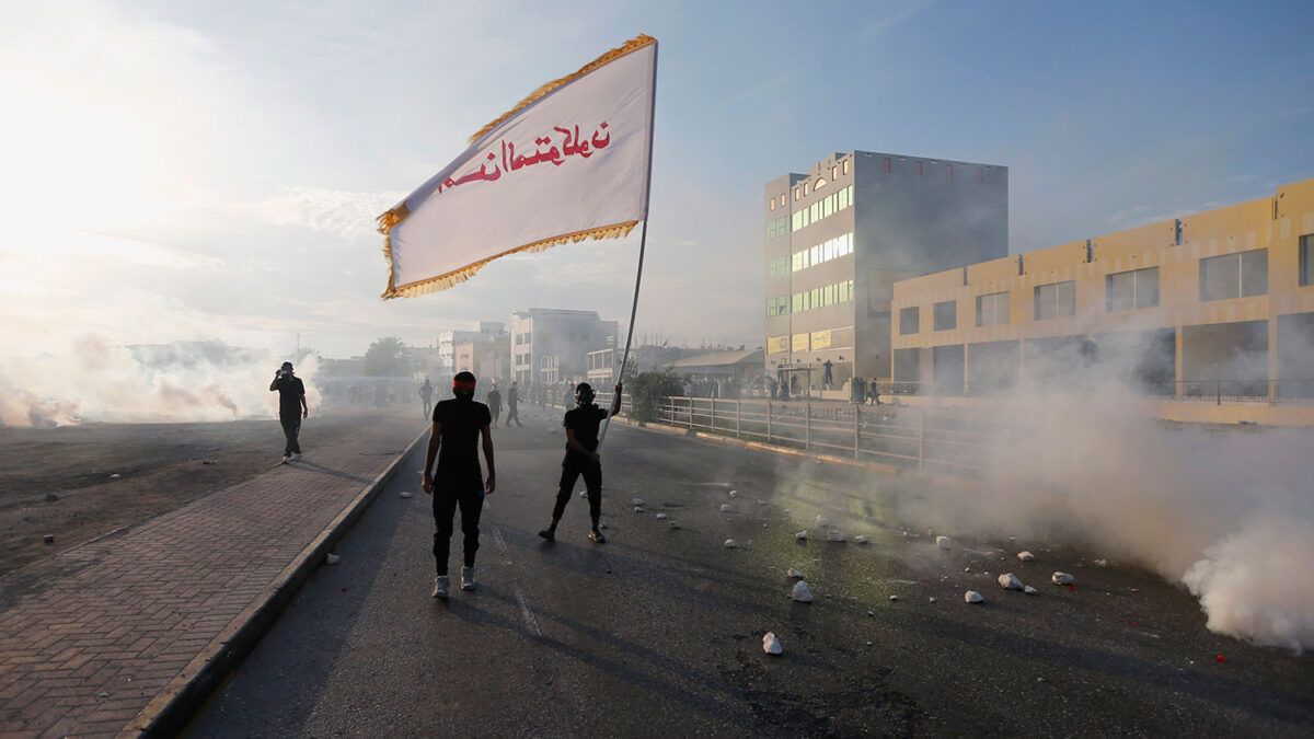 Mueren tres policías en una explosión terrorista en el oeste de Manama