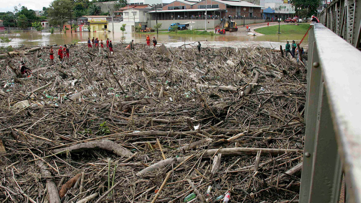 Las fuertes lluvias desbordan de nuevo el río Acre