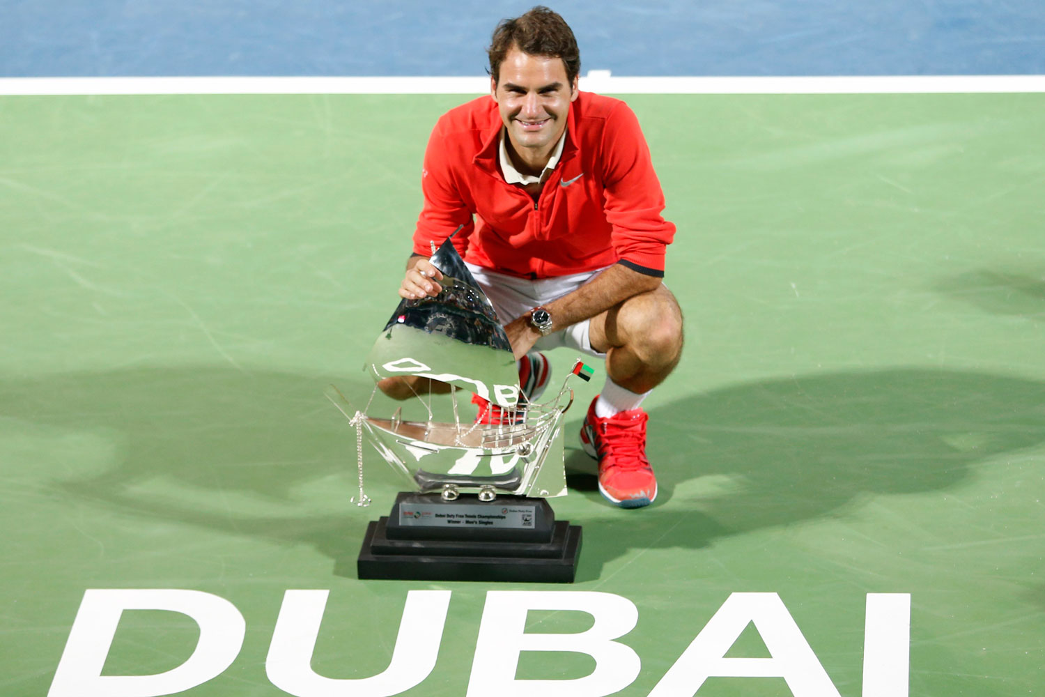 Federer consigue su sexto título en Dubai mientras que Dimitrov vence el Abierto de México