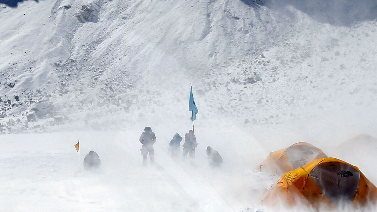 Greenpeace crea la «República Glaciar» en los glaciares chilenos para reclamar su proetección