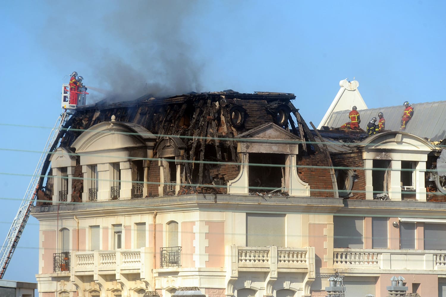 Un incendio en el Grand Hotel deja un muerto