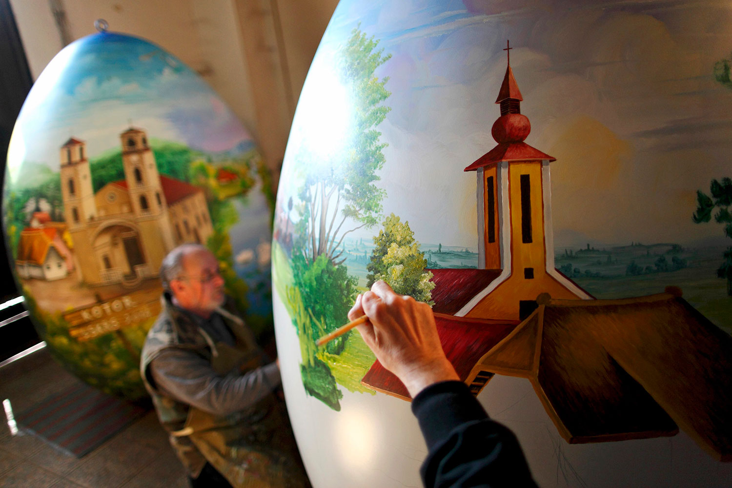 Koprivnica comienza a pintar los tradicionales huevos de Semana Santa