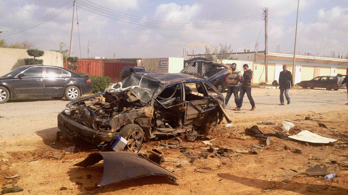 Ocho muertos y decenas de heridas en un atentado con coches bomba en Benghazi