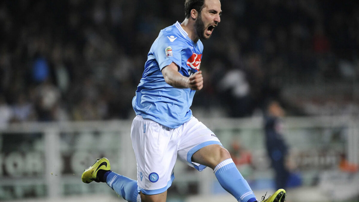 Higuaín marca en el último minuto y da la victoria al Nápoles frente al Torino