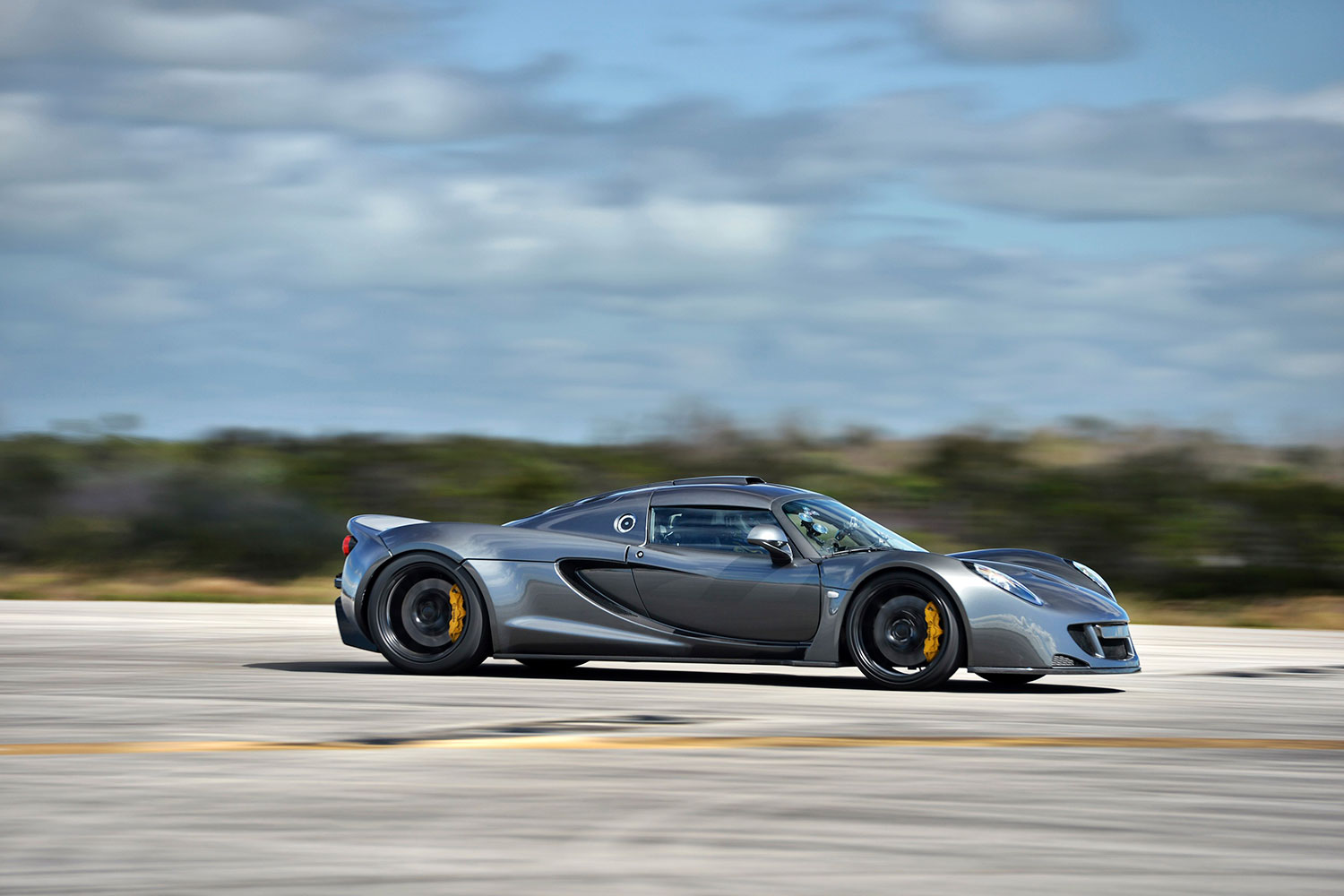 El fabricante Hennessey establece récord de velocidad con su modelo Venom GT