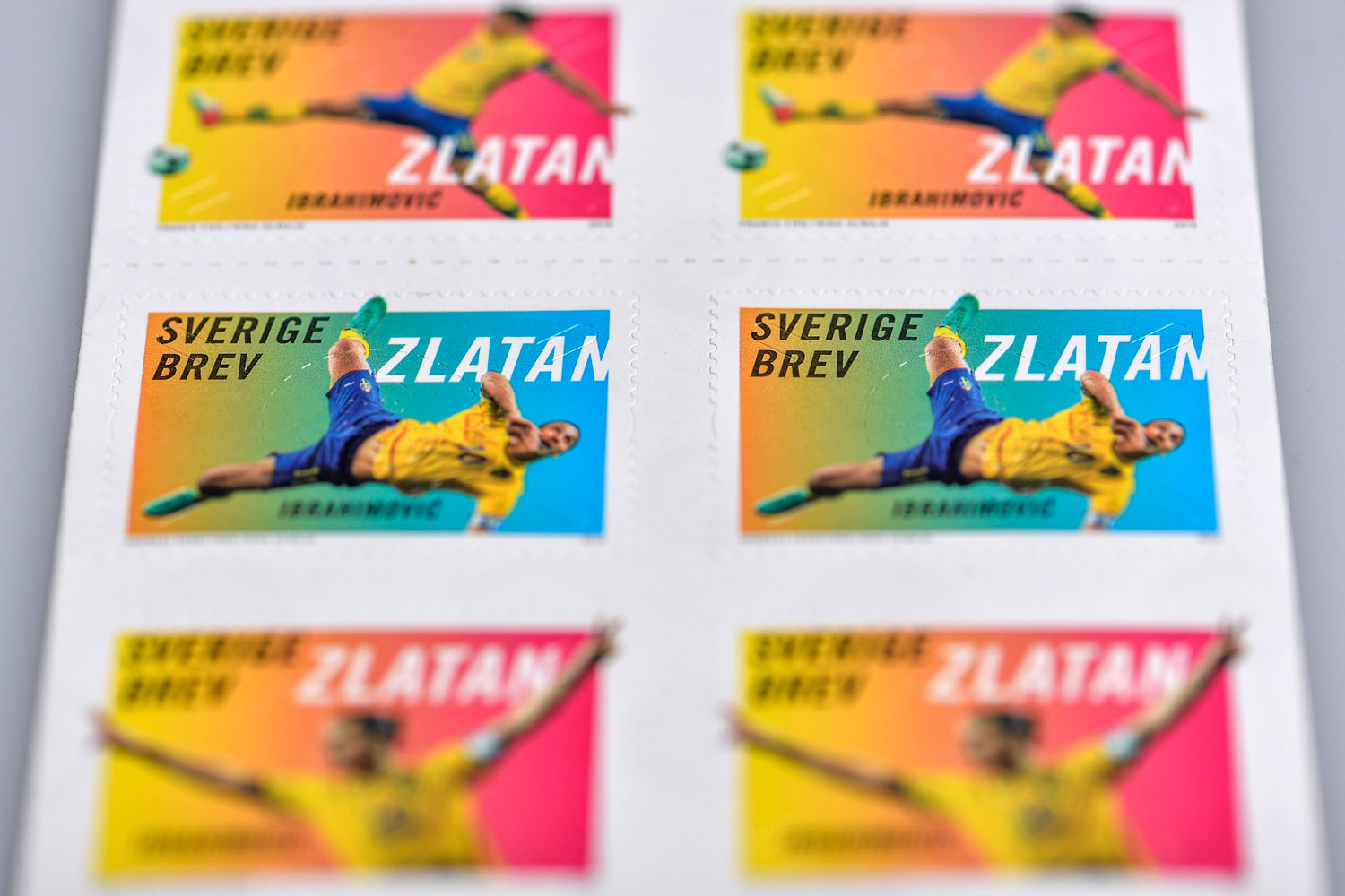La serie de sellos del delantero Zlatan Ibrahimovic causa furor en Suecia