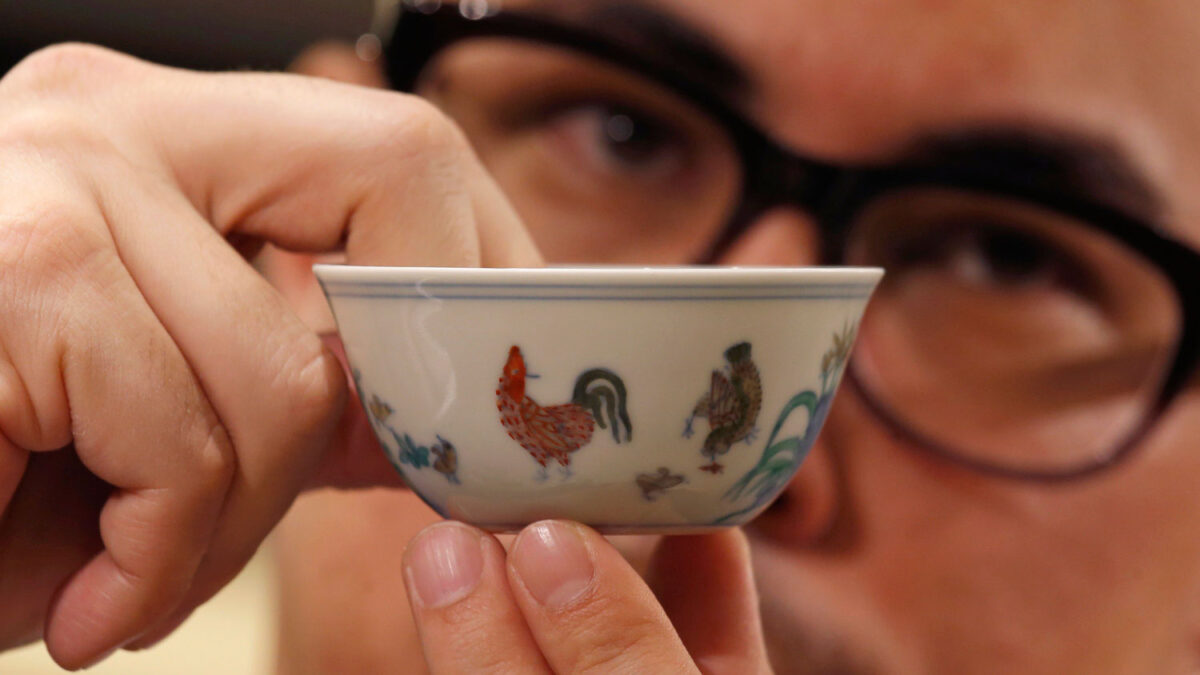 Sotheby’s subasta una taza de porcelana del Imperio Chenghua