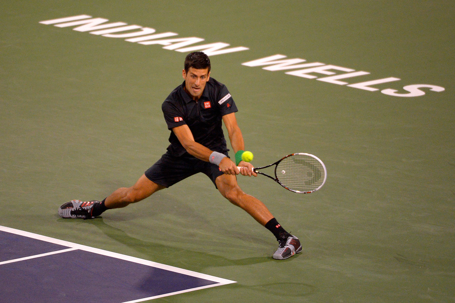 Djokovic pasa a segunda ronda en el Indian Wells