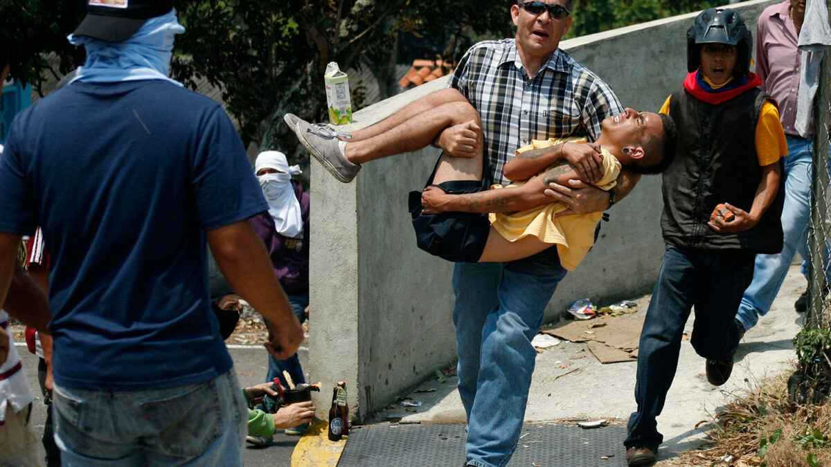 Mueren dos personas en la última jornada de protestas en Venezuela
