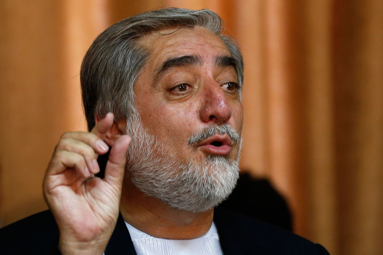 Abdullah se proclama ganador de las elecciones presidenciales de Afganistán