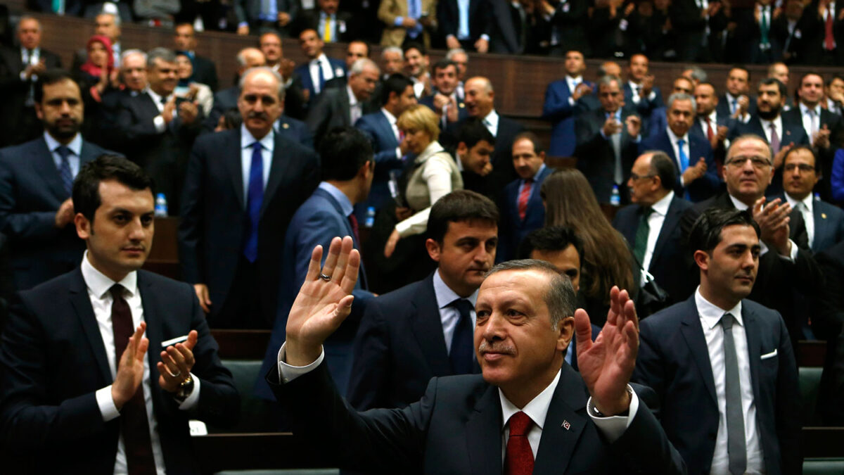 Erdogan blinda los servicios secretos turcos