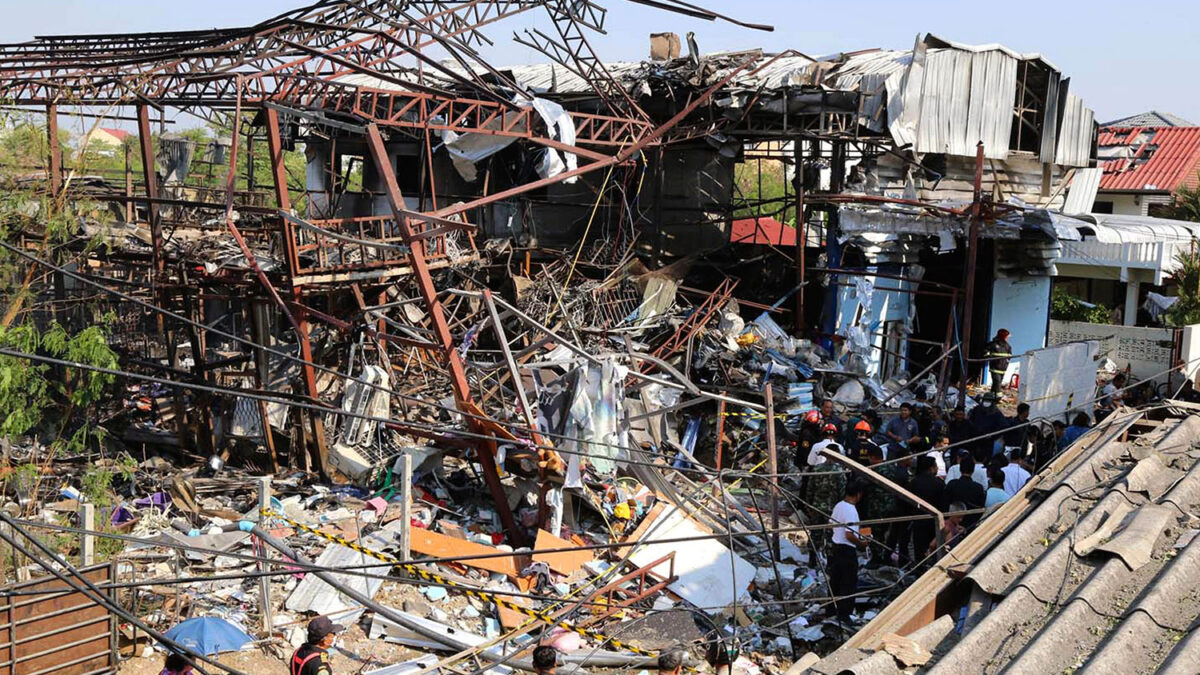 7 muertos y 19 heridos tras la explosión de una bomba de la segunda guerra mundial en Bangkok